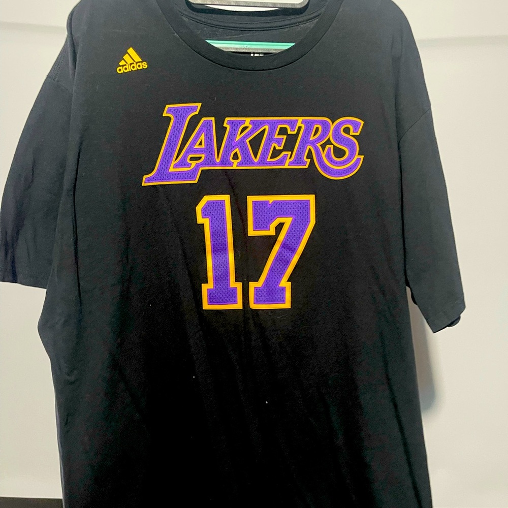 Lakers t-shirt